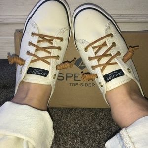 Sperry Sneakers